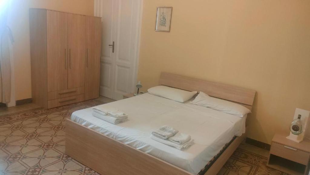 דירות מסינה La Casa Di Rosa מראה חיצוני תמונה