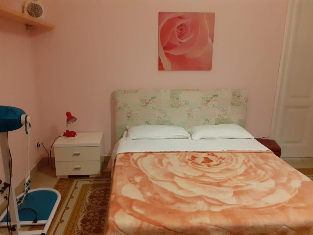 דירות מסינה La Casa Di Rosa מראה חיצוני תמונה